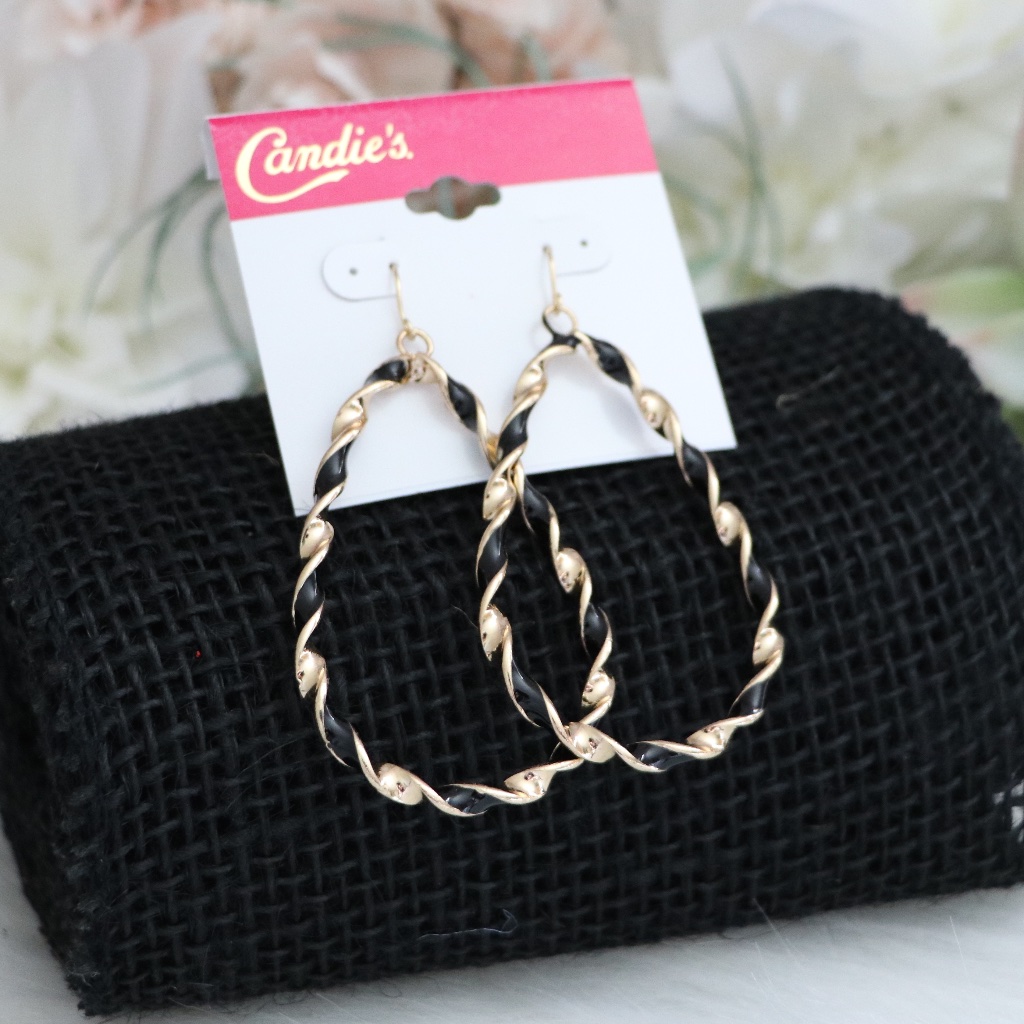 Candies Tear Drop Earrings Black Gold 9$
